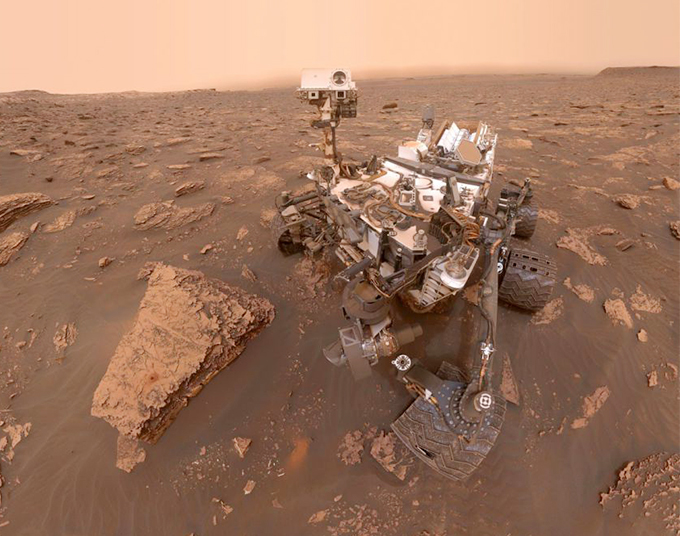 En este momento estás viendo Curiosity Mars 2021 selfie. Picture of planet Mars